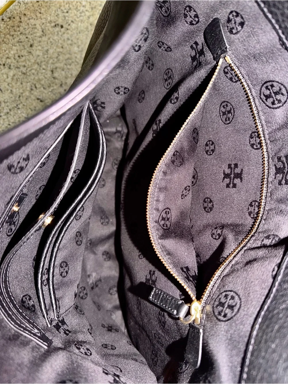 Like New!! Tory Burch Black Leather Shoulder Bag with Logo Accent